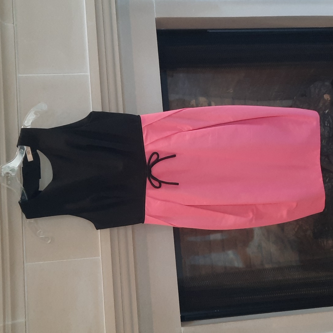 Orla Kiely Nwt Classic Crepe Cocktail Dress.